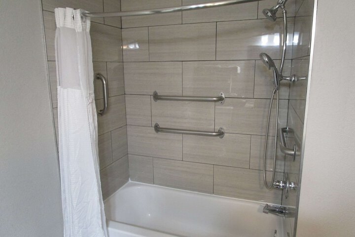 Room 20 of 27