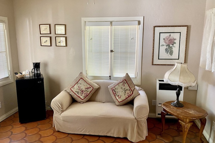 Room 105 of 116