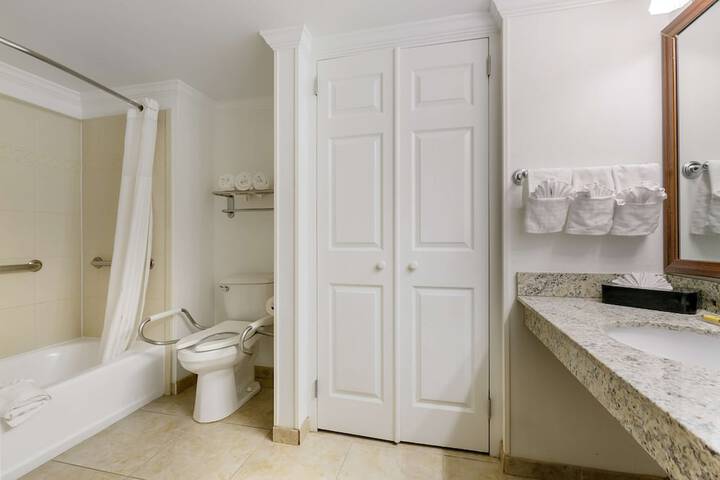 Room 20 of 61