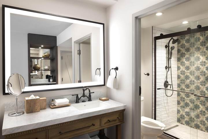 Hyatt Regency Hill Country Resort and Villas