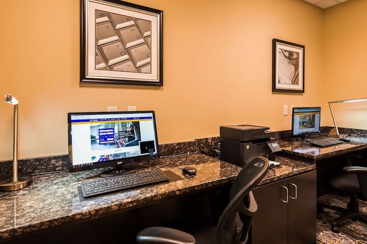 Best Western Plus University Inn