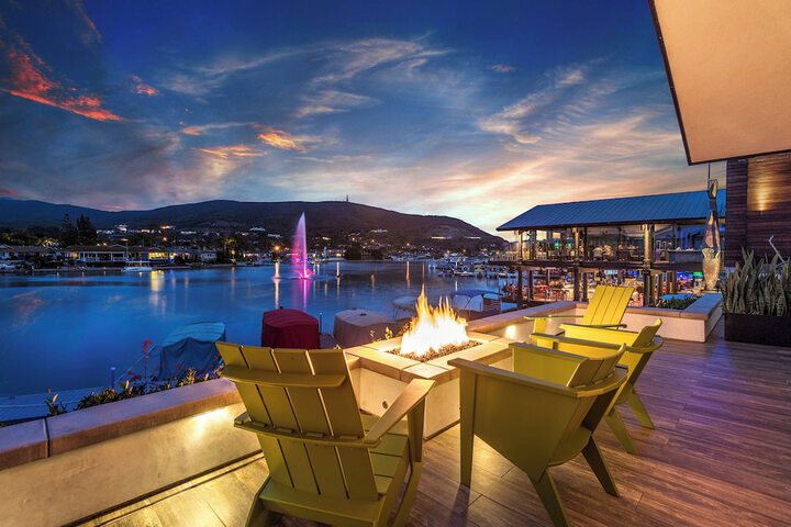 Lakehouse Resort
