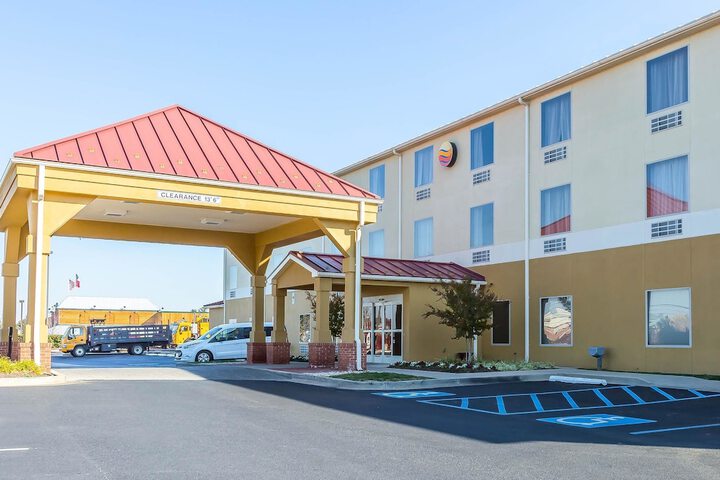 Hotel 5 of 31