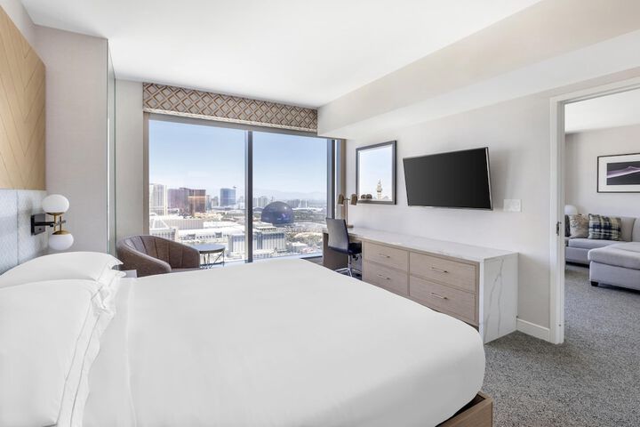 Hilton Grand Vacations Club Elara Center Strip Las Vegas