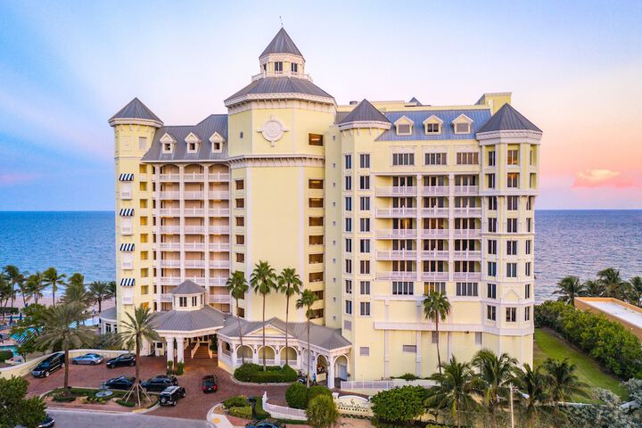 Hotel 2 of 44