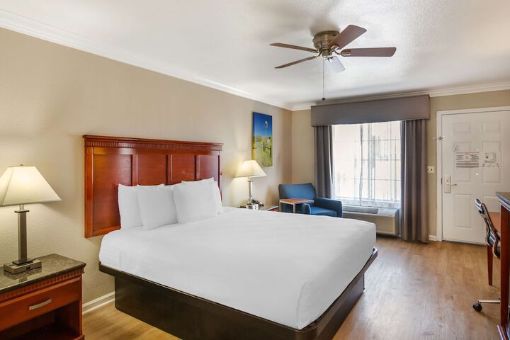 Room 20 of 26