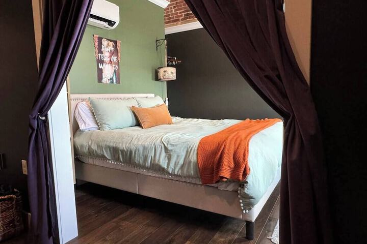 The Atrium - a Boutique Hotel