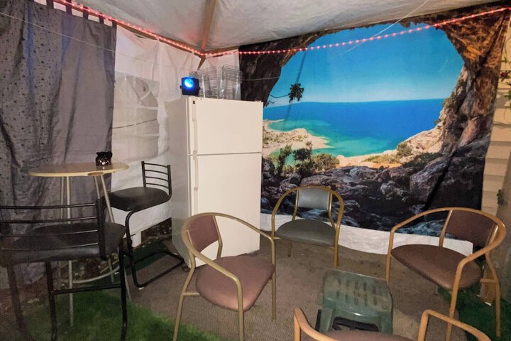 Nice 2 bedroom Apt With Patio