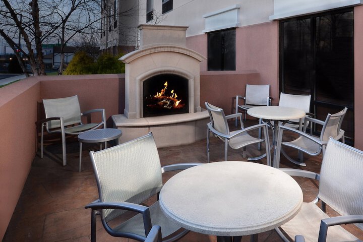 Terrace/Patio 40 of 43