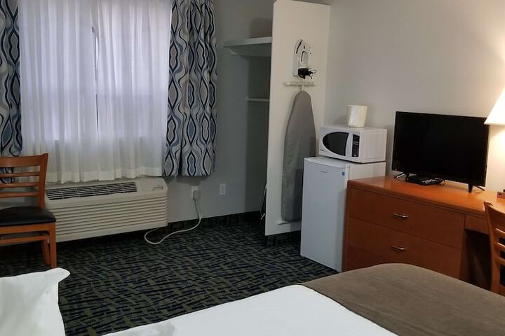Room 19 of 40