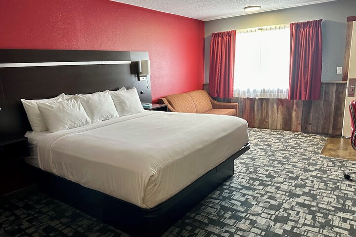 Americas Best Value Inn Wall