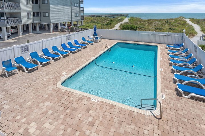 Pool 8 of 40