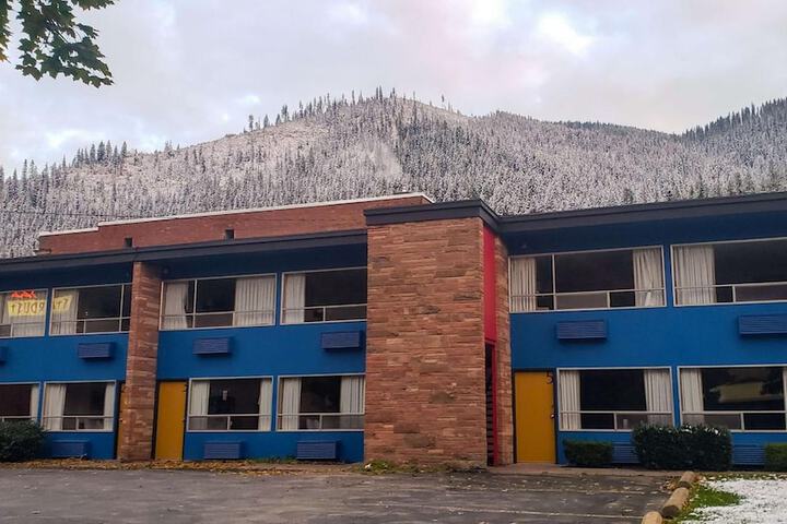 Stardust Motel Wallace