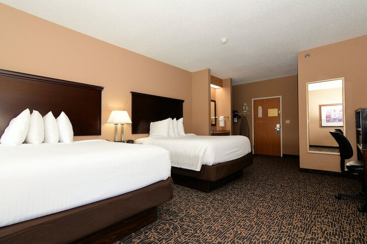 Room 14 of 118