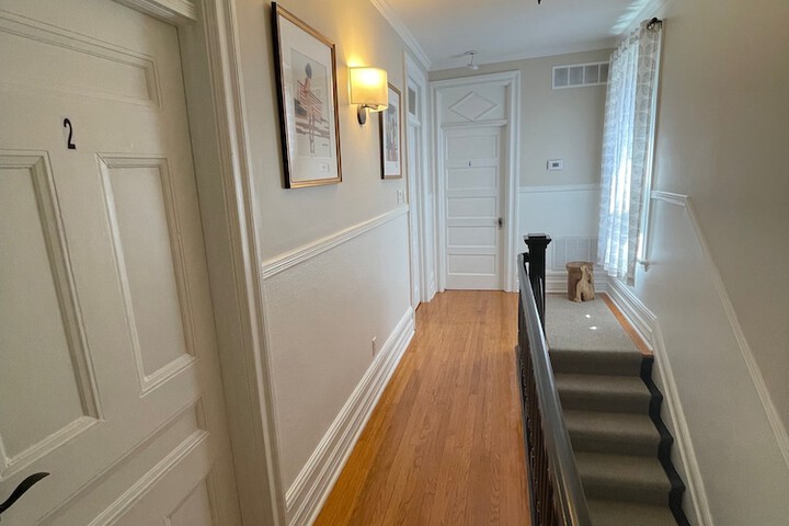 Room 11 of 30