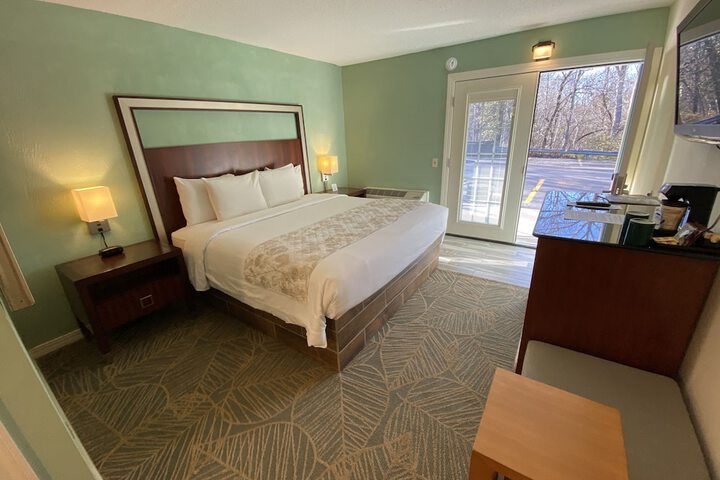 Room 47 of 130