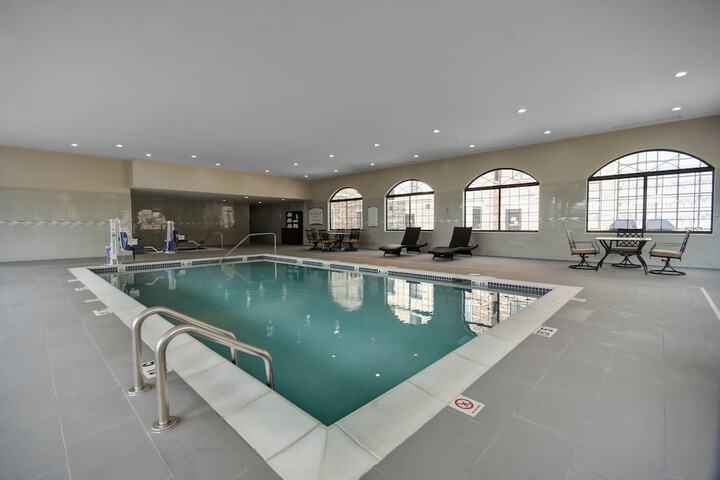 Staybridge Suites Holland by IHG