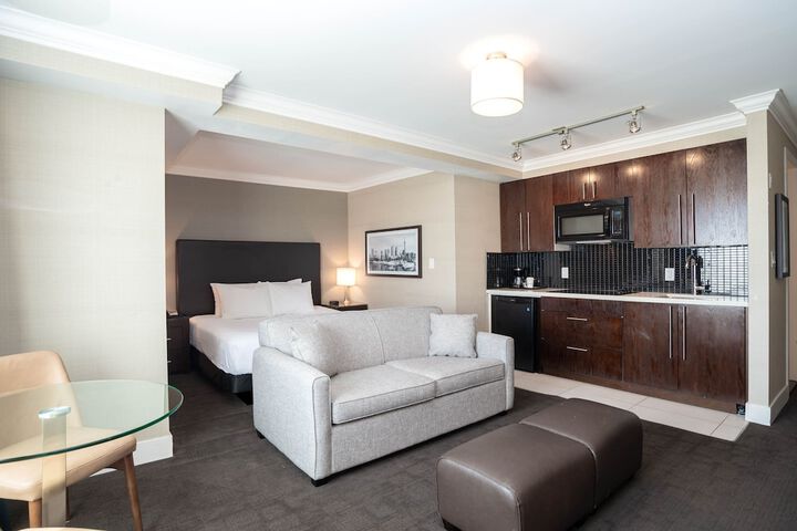 Sandman Hotel Oakville