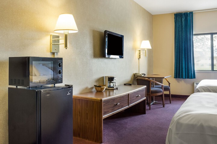 Room 38 of 42