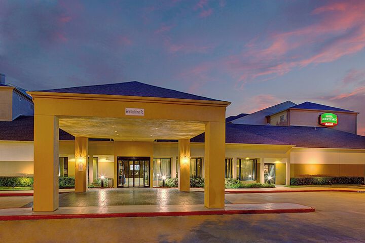 Hotel 2 of 31