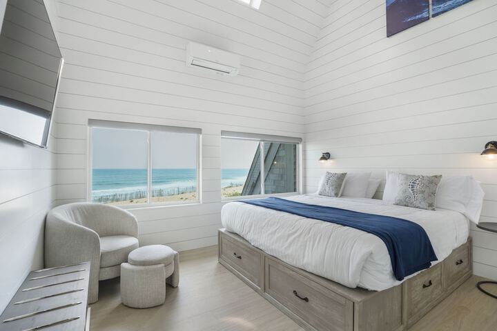 The Surf Club