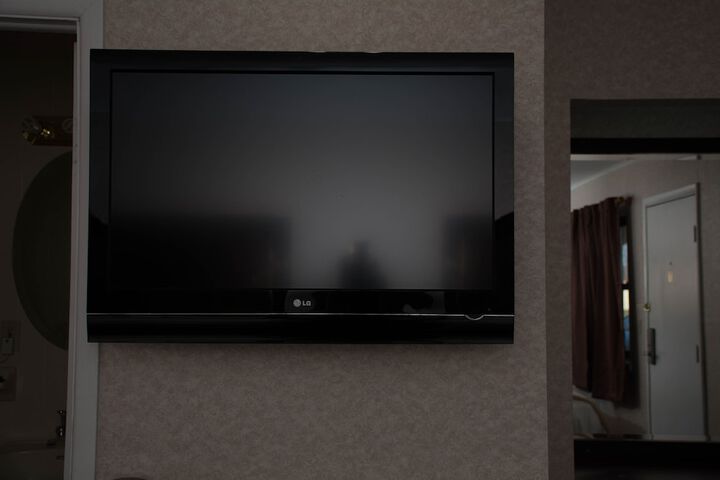 Room 44 of 65