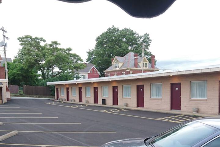 Heritage Inn