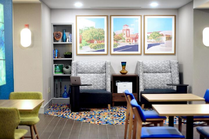 Hampton Inn Oxford / Conference Center