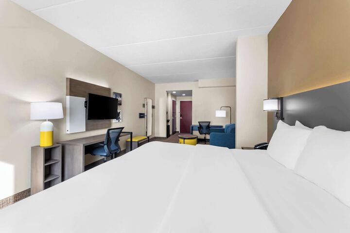 Room 26 of 45