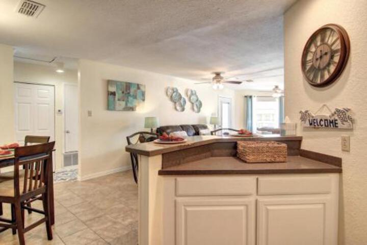 Mustang Memories 1 Br condo