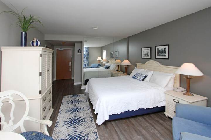 Room 26 of 63