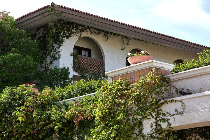 Hotel Exterior 34 of 40