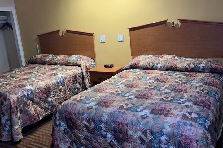 Room 43 of 107