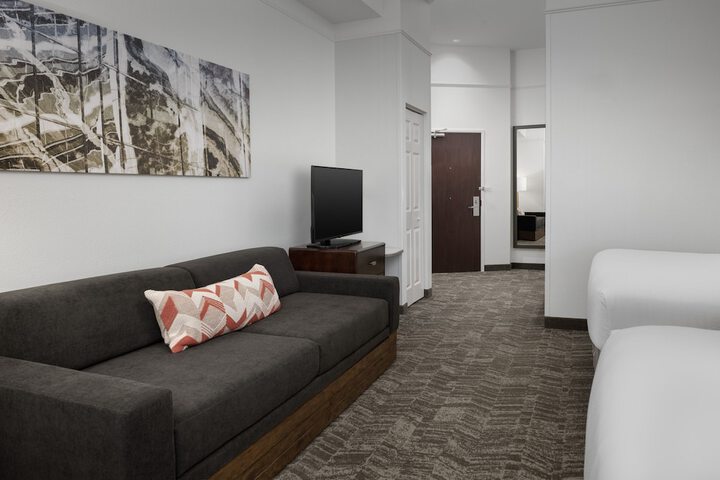 Room 36 of 52