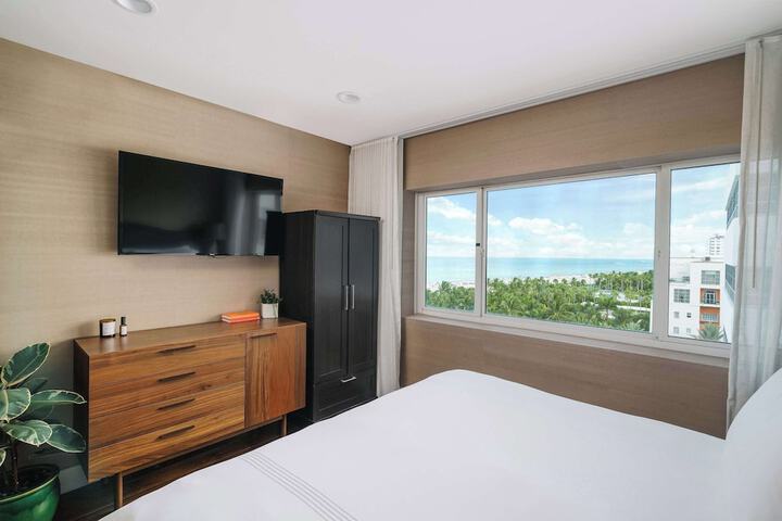 Room 18 of 85