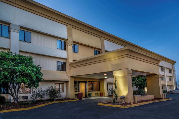 Hotel 3 of 25