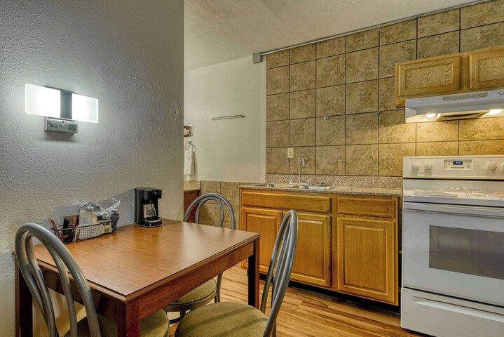 Super 8 by Wyndham Alamosa
