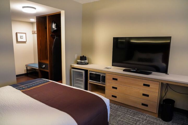 Room 20 of 74