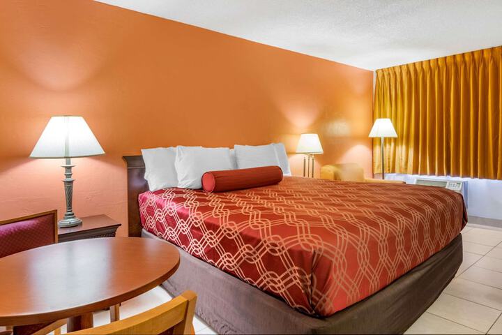 Econo Lodge Fort Myers North