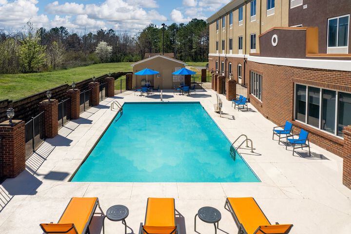 Pool 2 of 44