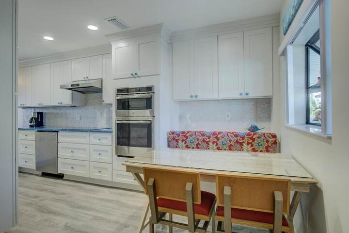 Anna Maria Island Beach Palms 5B