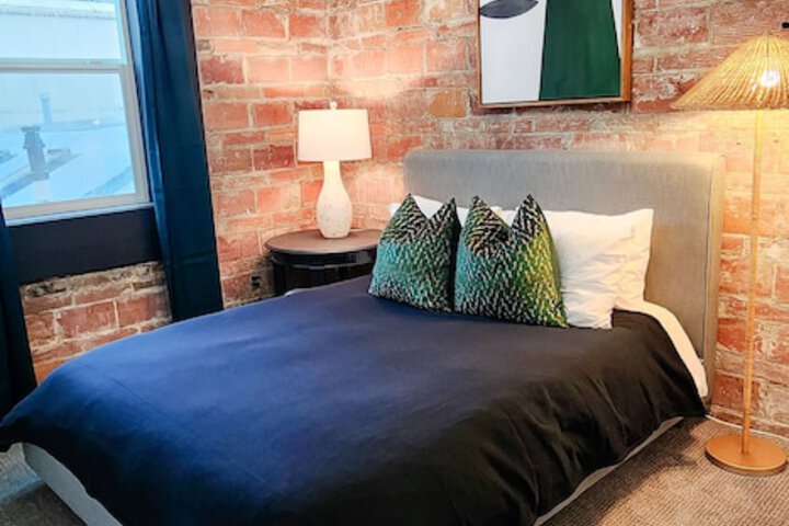 Speakeasy Suites