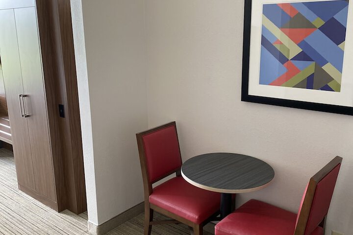 Room 70 of 81