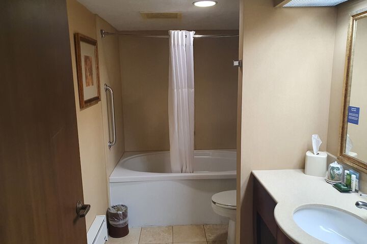 Room 20 of 23