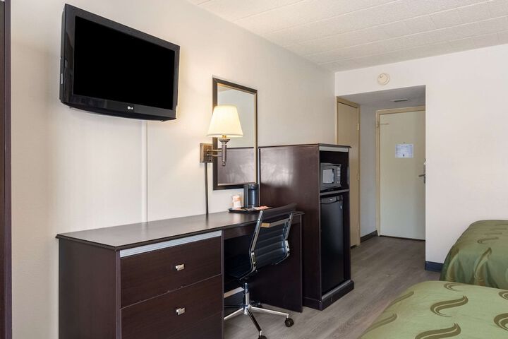 Room 16 of 58