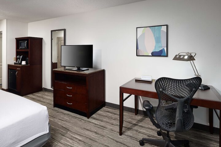 Room 14 of 42