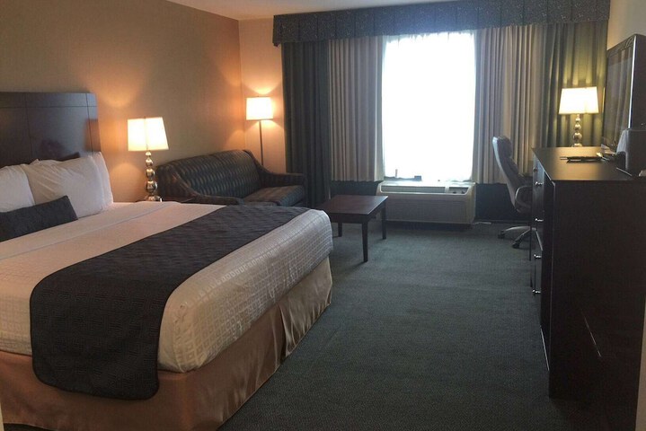 Room 30 of 37
