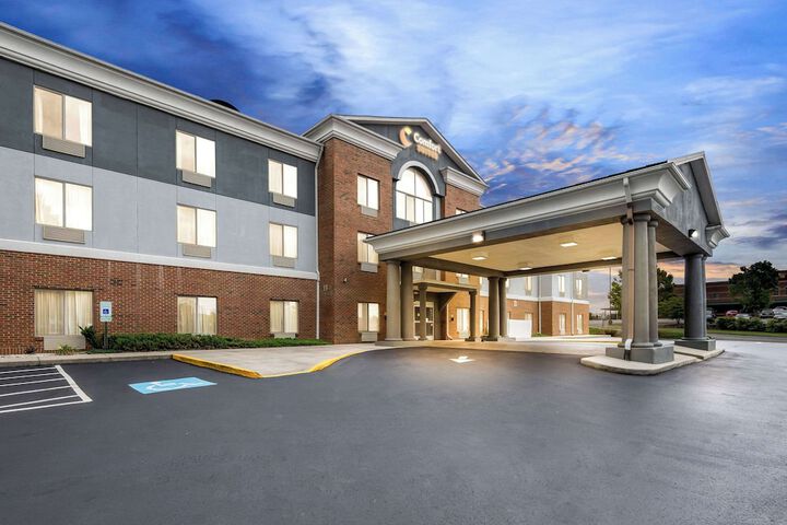 Hotel 3 of 58