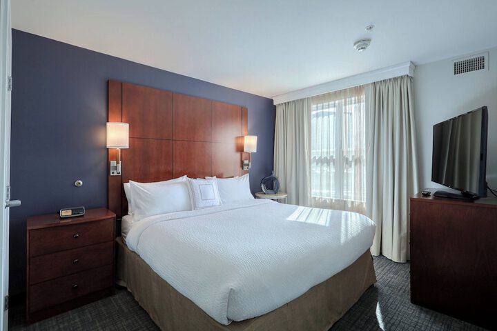Residence Inn Woodbridge Edison / Raritan Center