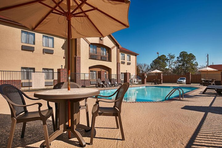 Pool 5 of 30